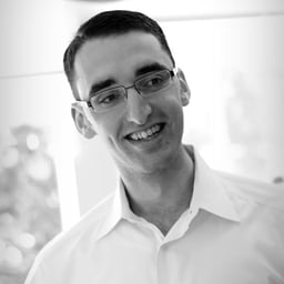 Photo of Paul L.