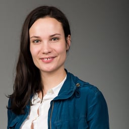Photo of Lois M.