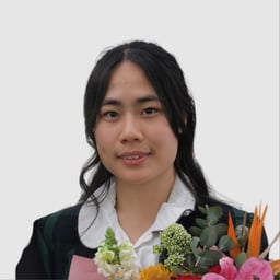 Photo of Alena L.