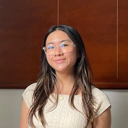 Photo of Gloria L.