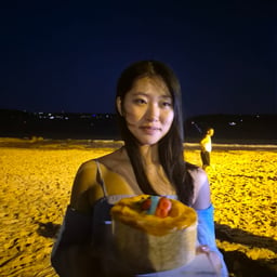 Photo of Nicole Z.