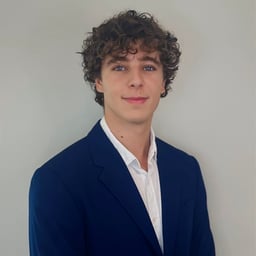 Photo of Alexander L.