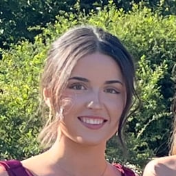 Photo of Elena F.