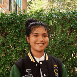 Photo of Iqra R.
