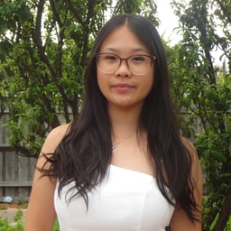 Photo of Kelly L.