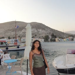 Photo of Anjali L.