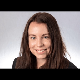 Photo of Lauren E.