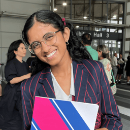 Photo of Janani J.