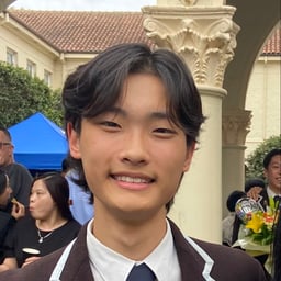 Photo of Christopher L.