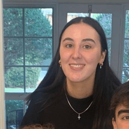 Photo of Lara Renata P.