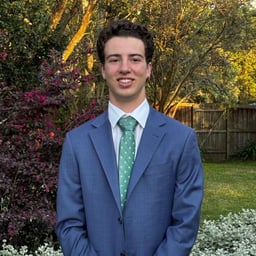 Photo of Angus L.
