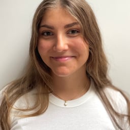 Photo of Laura S.