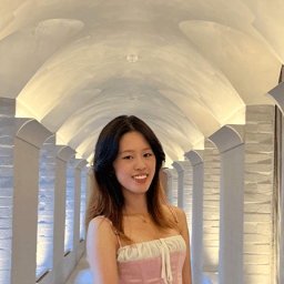 Photo of Ying S.