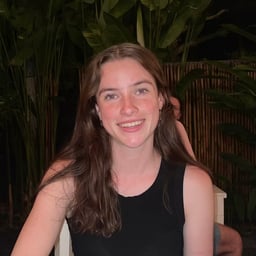 Photo of Gillian L.