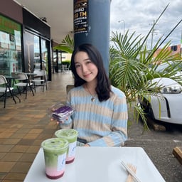 Photo of Amy J.