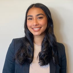 Photo of Sara D.