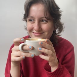 Photo of Laura H.