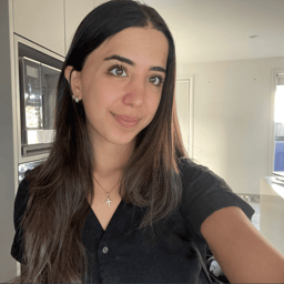 Photo of Stella Y.