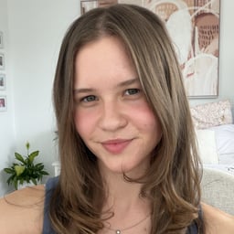 Photo of Lael S.