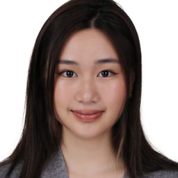 Photo of Evelyn F.