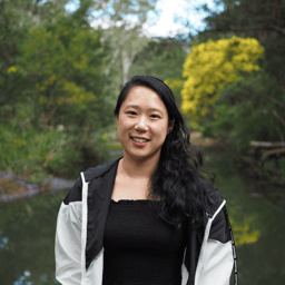 Photo of Julia N.