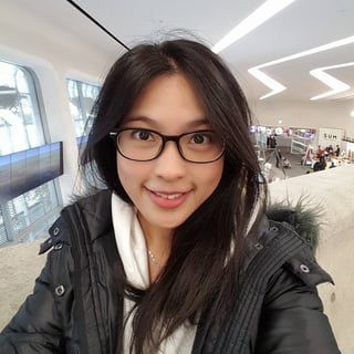 Photo of Amy L.
