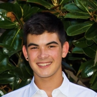 Photo of David L.