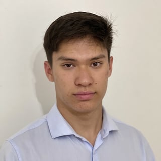 Photo of Mark L.