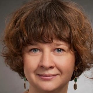 Photo of Helen D.