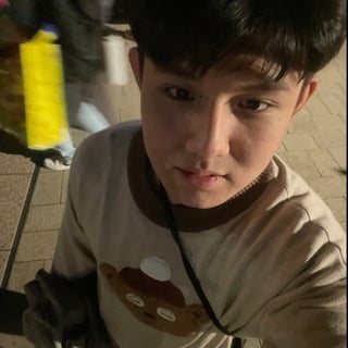Photo of Andrew G.