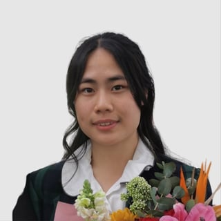Photo of Alena L.
