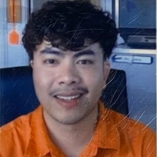Photo of Alexander L.