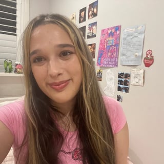Photo of Lara T.
