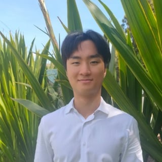 Photo of Eric L.