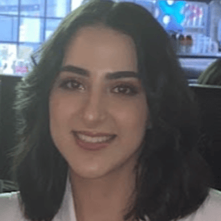 Photo of Lauren G.