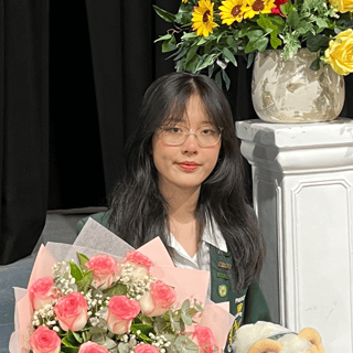 Photo of Aileen C.