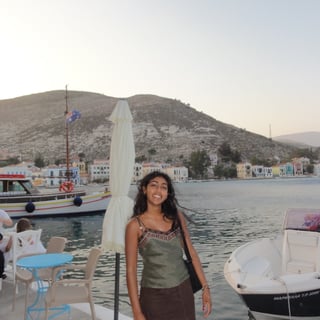 Photo of Anjali L.