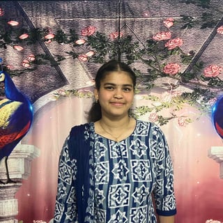 Photo of Priya Y.
