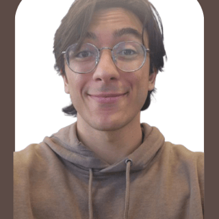Photo of Luis H.