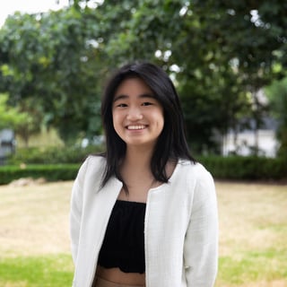 Photo of Nadine L.