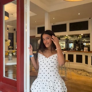 Photo of Elina B.