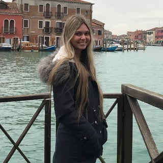 Photo of Natalie W.