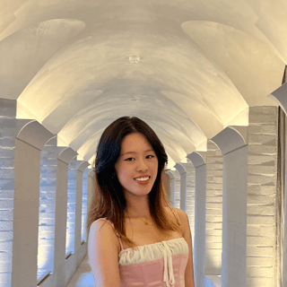 Photo of Ying S.