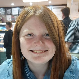 Photo of Kira L.