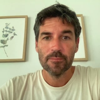 Photo of simon e.