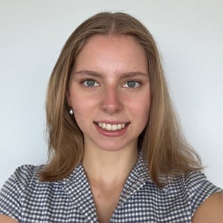 Photo of Elizabeth W.