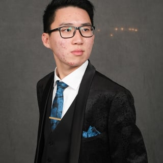 Photo of Hans T.