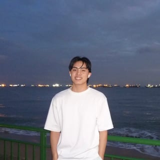 Photo of Devon L.