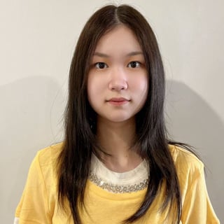 Photo of Rebecca Z.