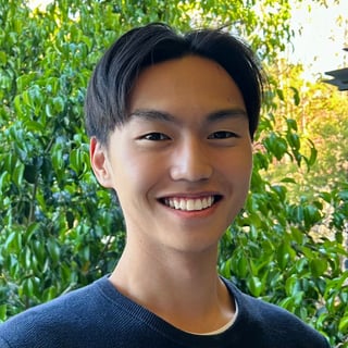 Photo of Donny W.